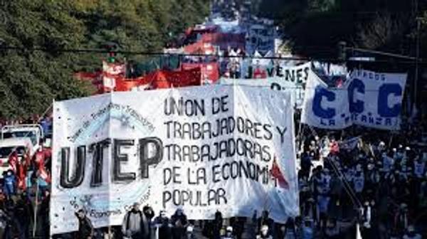 Nueva jornada de lucha: Movimientos sociales cortan accesos por el salario social