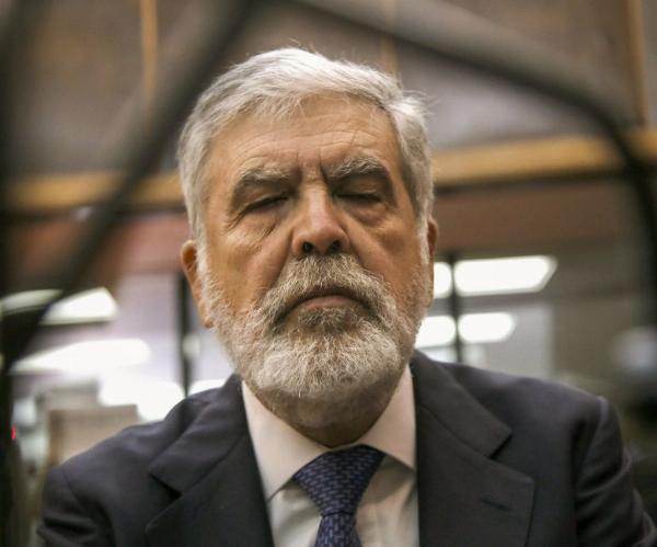 Justicia: Julio De Vido obtiene la prisión domiciliaria por razones de salud