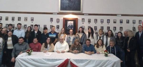 Renovación partidaria: Alejandro