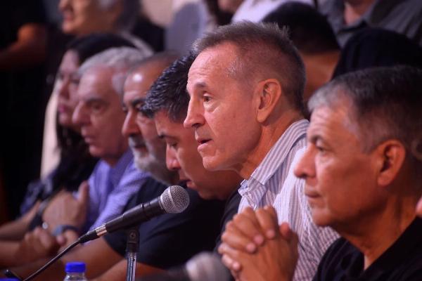 Ajuste a las cajas sindicales: el Gobierno reglamentó el fin de la ultraactividad y puso tope a los aportes gremiales