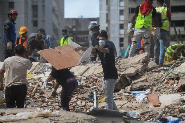 Tragedia humanitaria: el Gobierno de Venezuela confirmó que la cifra de muertos por los terremotos escaló a 589