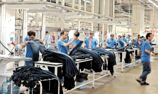 RadiografÃa de la crisis laboral: cae el empleo registrado y la informalidad ya alcanza al 44,2% de los trabajadores