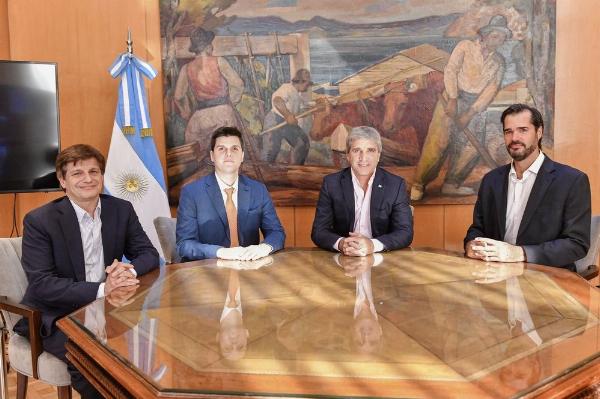 El Gobierno anunció una inversión privada de US$ 1.200 millones para construir un reactor nuclear en Zárate