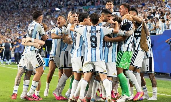 Con tres cambios y mística de Qatar: Lionel Scaloni definió el equipo de Argentina para enfrentar a Egipto