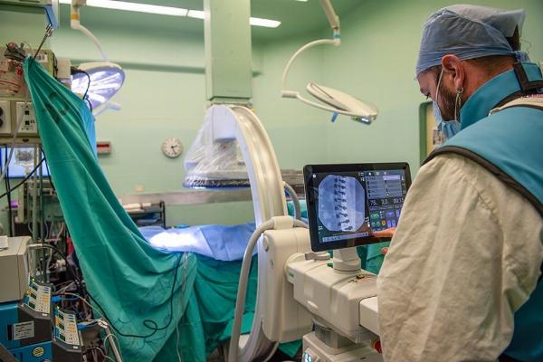 Salto tecnológico: el Hospital Garrahan incorporó cinco arcos en C de última generación