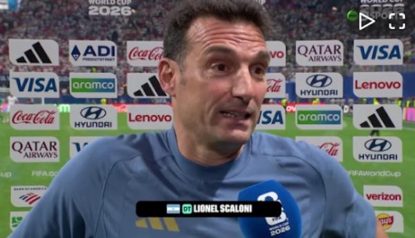 ¡Con el corazón en la mano!: Scaloni se quebró tras el pase a la final y elogió la mística argentina: