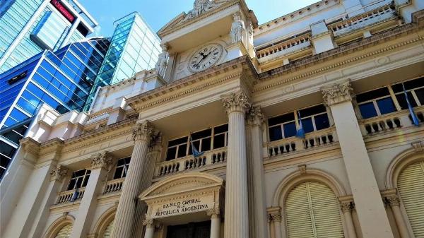 Puntos clave de la reforma del Banco Central: Milei presentará los cambios por cadena nacional