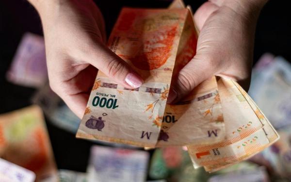 Un informe de ATE revela que el 87% de los trabajadores estatales recurre al endeudamiento para cubrir gastos básicos