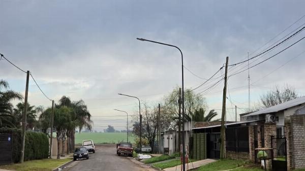 Barrio Belgrano suma nuevas luminarias LED en el marco del programa Luz Verde