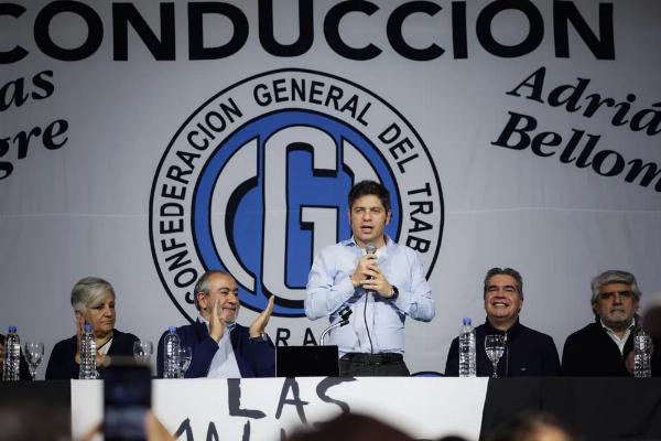 Axel Kicillof desembarca en Misiones con agenda institucional y reuniones con el PJ local