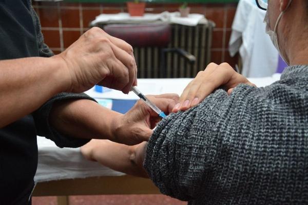 El año 2026 registra el mayor número de casos de influenza de la última década debido a un adelanto en la temporada de virus respiratorios