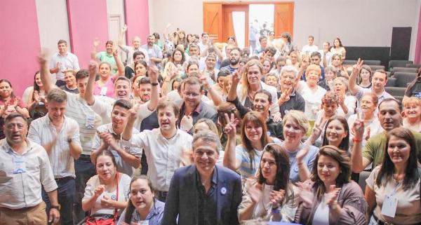 Massa pidió "trabajar por la unidad" y lograr un país "más federal"