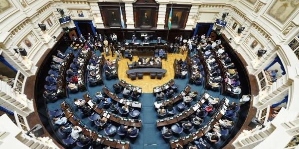La Legislatura bonaerense debatirá cuatro proyectos contra el sobreendeudamiento familiar