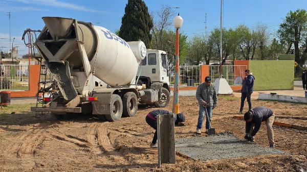 Con fondos municipales, avanzan las obras de puesta en valor de la Plaza de Educación Vial “Juan Gálvez”