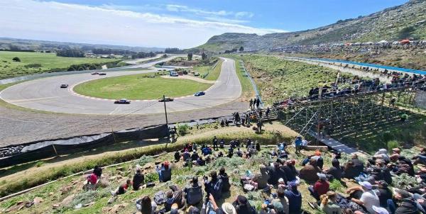 Balcarce: los motores volvieron a rugir en el autódromo Juan Manuel Fangio
