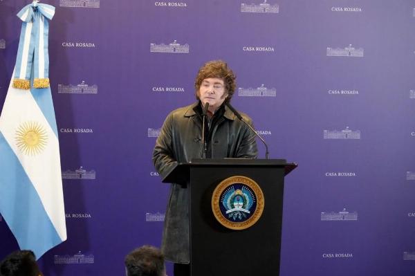 Javier Milei afirmó que el Gobierno cuenta con 125.000 millones de dólares para neutralizar una eventual corrida cambiaria