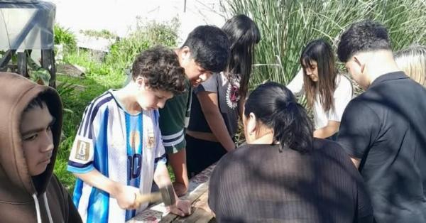 Jóvenes del Programa Envión realizaron una jornada comunitaria en Rojas por el Día del Respeto a la Diversidad Cultural