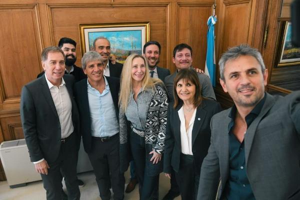 Milei busca desatar dos nudos políticos con impacto en la Provincia